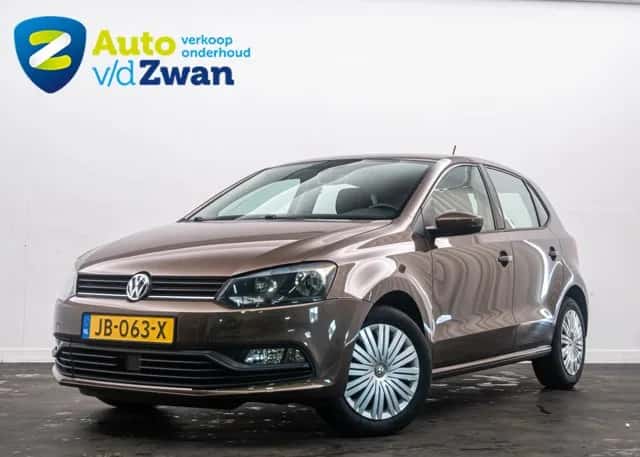Volkswagen Polo (2015) — foto 1