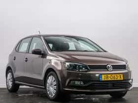 Volkswagen Polo (2015) thumbnail 3