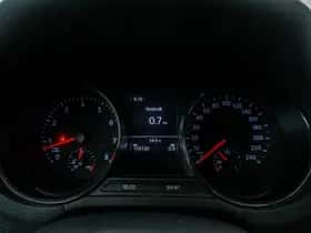 Volkswagen Polo (2015) thumbnail 26