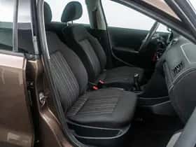 Volkswagen Polo (2015) thumbnail 8