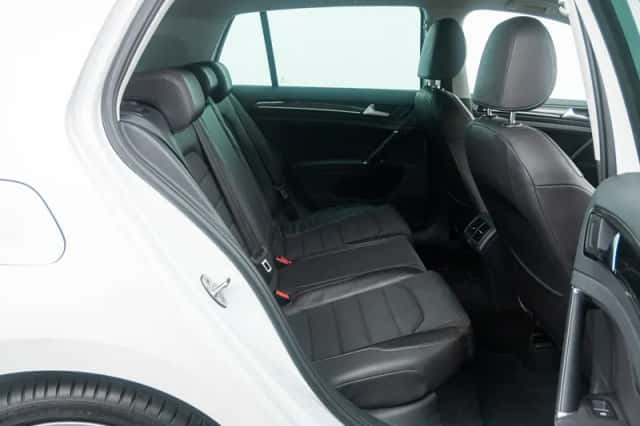 Volkswagen Golf (2013) thumbnail 11