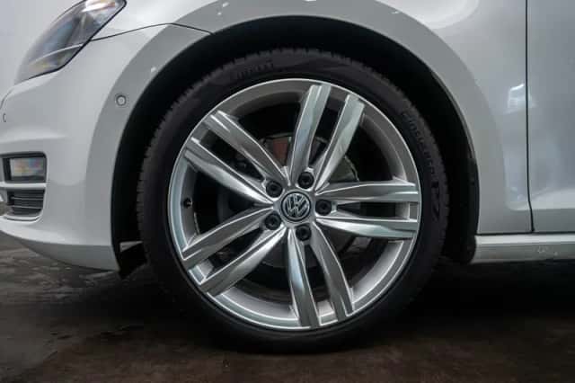 Volkswagen Golf (2013) thumbnail 17