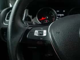 Volkswagen Golf (2013) thumbnail 22