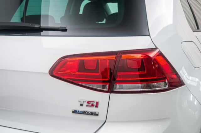 Volkswagen Golf (2013) thumbnail 29