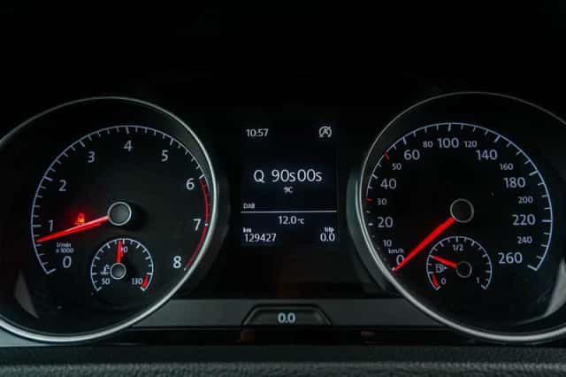 Volkswagen Golf (2013) thumbnail 30