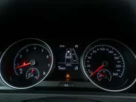 Volkswagen Golf (2013) thumbnail 31