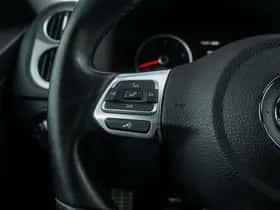 Volkswagen Tiguan (2016) thumbnail 21