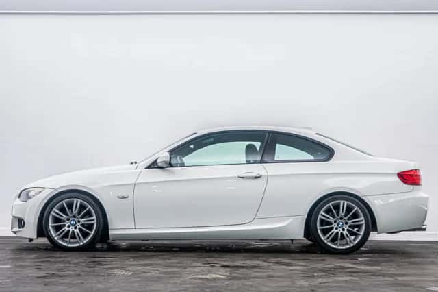 BMW 3-Serie (2010) thumbnail 12