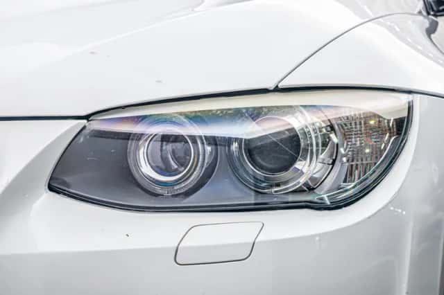 BMW 3-Serie (2010) thumbnail 15