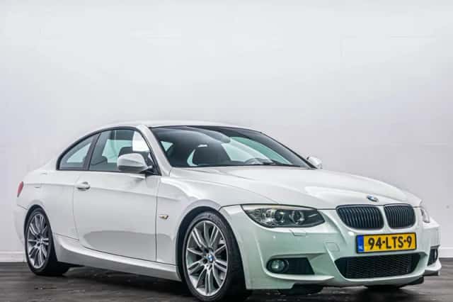 BMW 3-Serie (2010) thumbnail 3