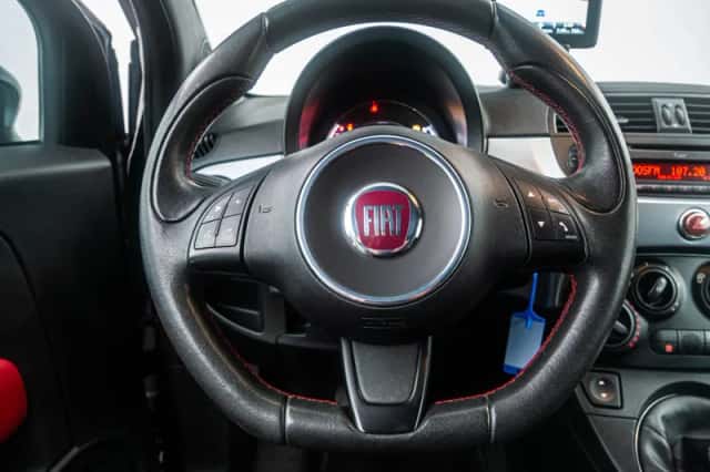 Fiat 500 (2014) thumbnail 23