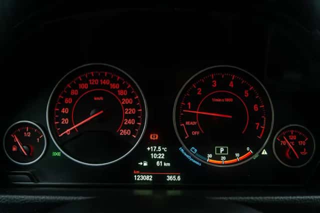BMW 4-Serie (2014) thumbnail 39