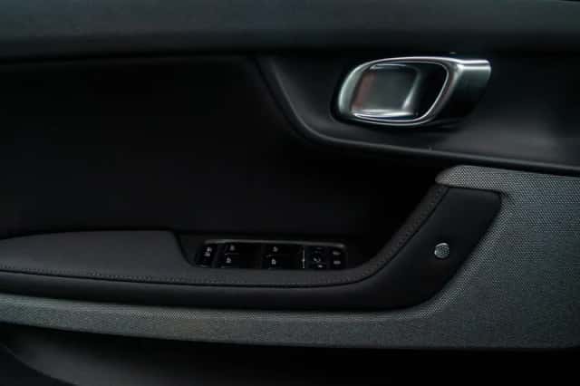 Polestar 2 (2020) thumbnail 29