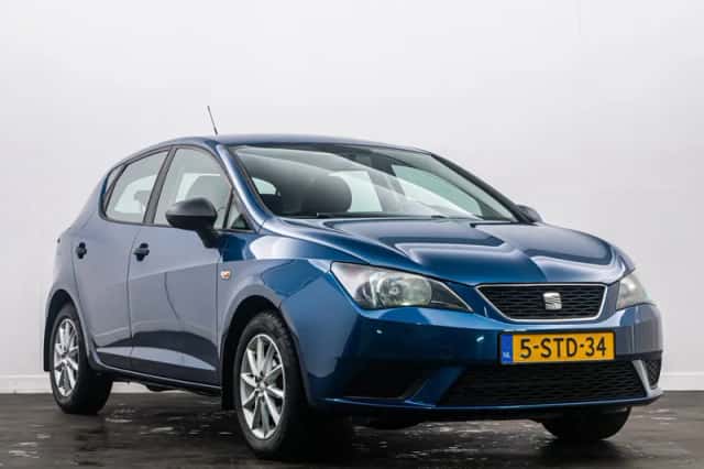 SEAT Ibiza (2014) thumbnail 3