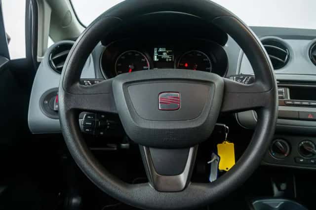 SEAT Ibiza (2014) thumbnail 22