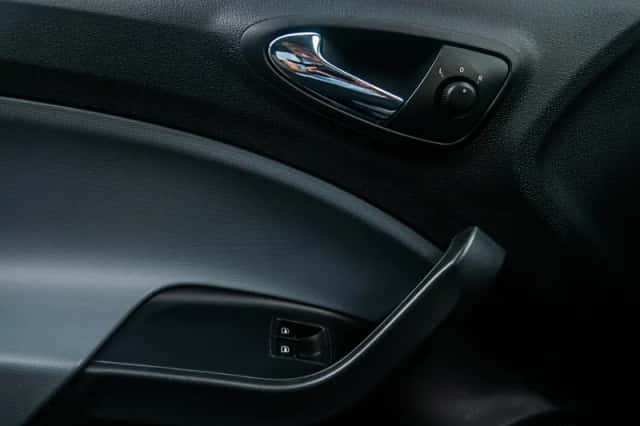 SEAT Ibiza (2014) thumbnail 26