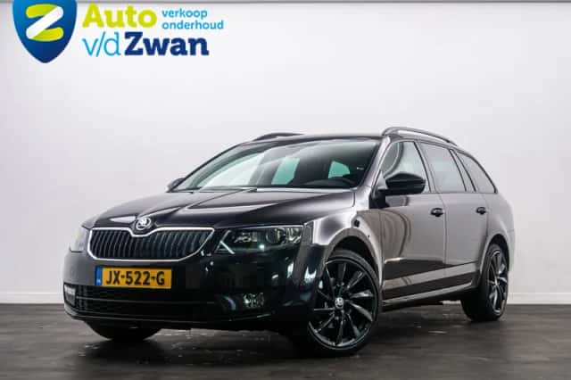 Škoda Octavia (2016) thumbnail 2
