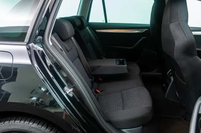 Škoda Octavia (2016) thumbnail 10