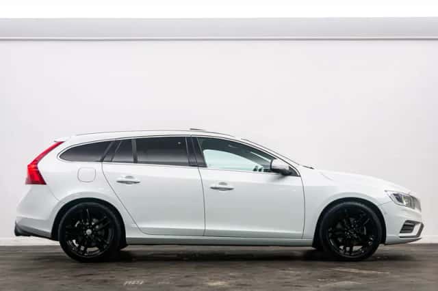 Volvo V60 (2018) thumbnail 12