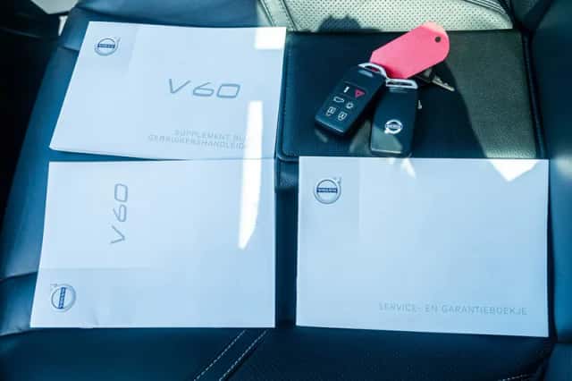 Volvo V60 (2018) thumbnail 37