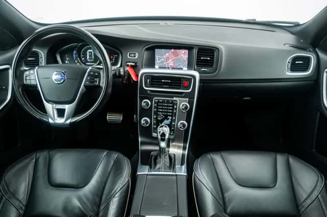 Volvo V60 (2018) thumbnail 6