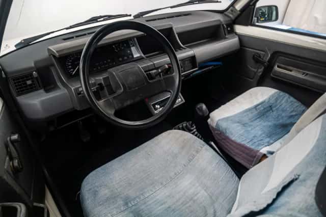 Renault 5 (1989) thumbnail 17