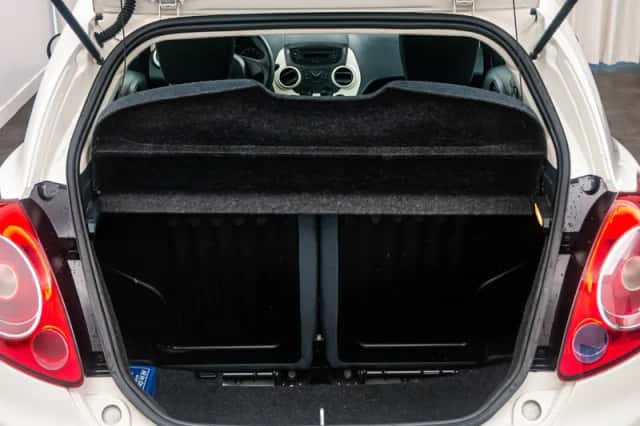 Ford Ka (2013) thumbnail 11