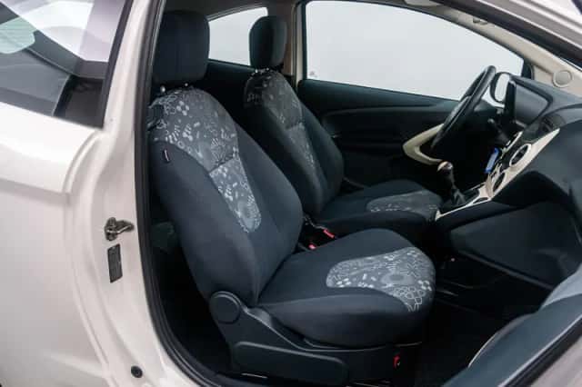 Ford Ka (2013) thumbnail 10