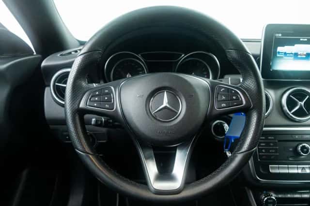 Mercedes-Benz CLA-Klasse (2017) thumbnail 20