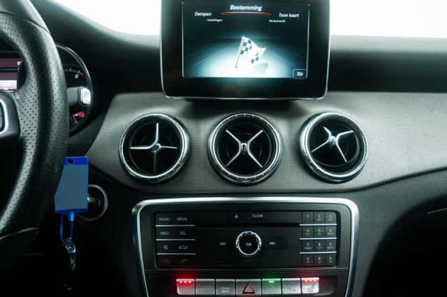 Mercedes-Benz CLA-Klasse (2017) thumbnail 23