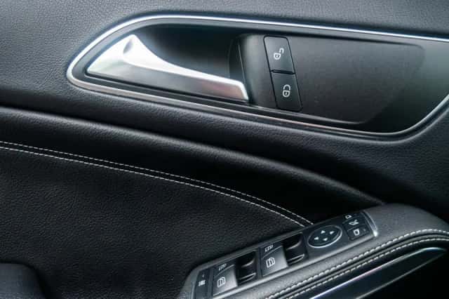 Mercedes-Benz CLA-Klasse (2017) thumbnail 29
