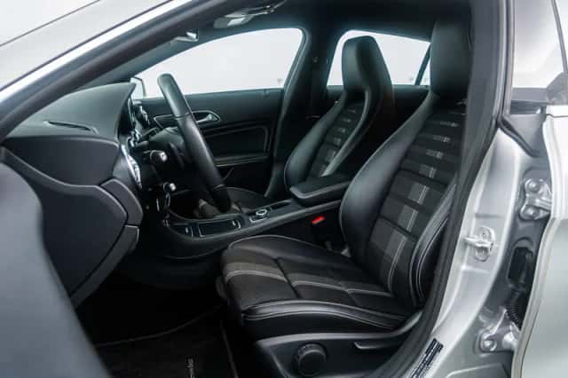 Mercedes-Benz CLA-Klasse (2017) thumbnail 7