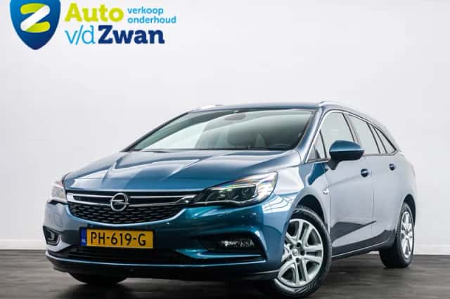 Opel Astra Sports Tourer (2017) thumbnail 2