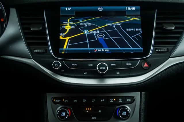 Opel Astra Sports Tourer (2017) thumbnail 19