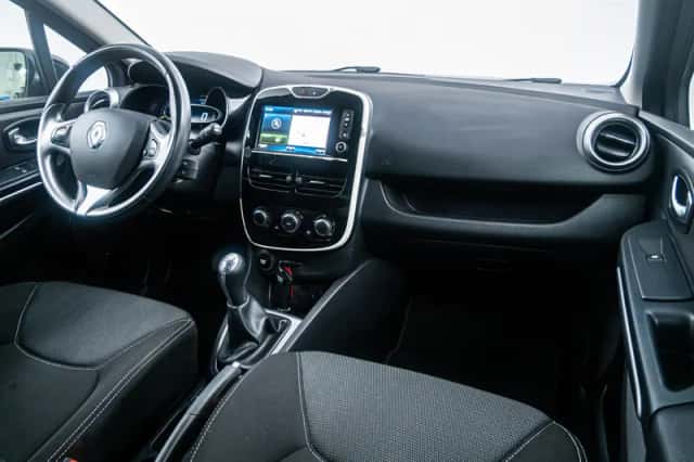 Renault Clio (2015) thumbnail 18
