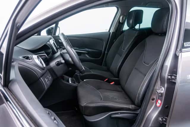 Renault Clio (2015) thumbnail 7