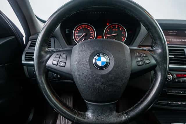 BMW X5 (2008) thumbnail 21