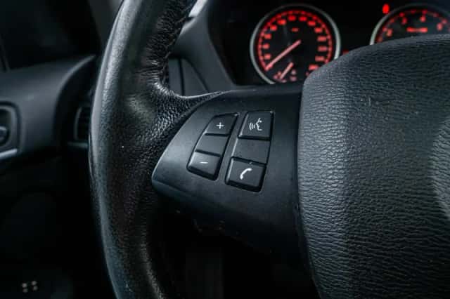 BMW X5 (2008) thumbnail 22