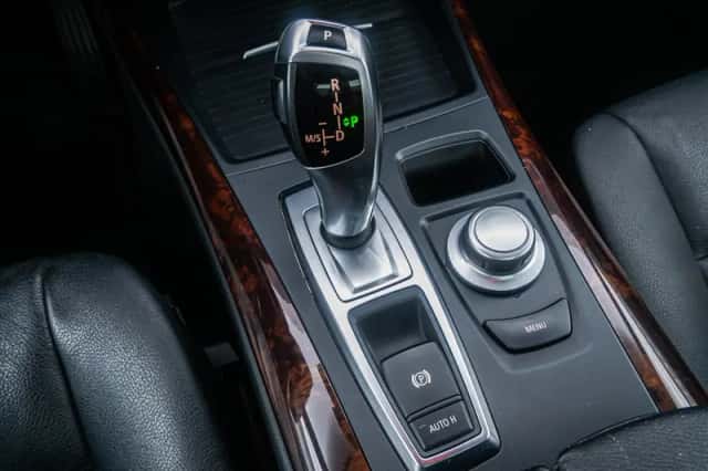 BMW X5 (2008) thumbnail 37