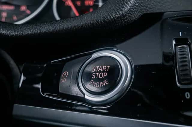 BMW X3 (2014) thumbnail 28