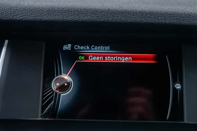 BMW X3 (2014) thumbnail 35