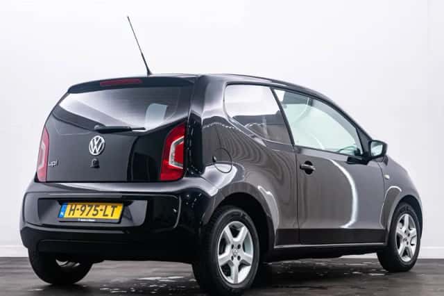 Volkswagen Up! (2012) thumbnail 4