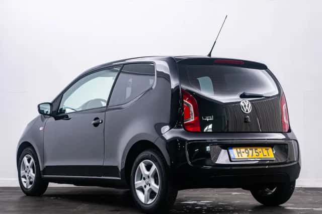 Volkswagen Up! (2012) thumbnail 5