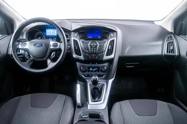 Ford Focus (2012) thumbnail 6