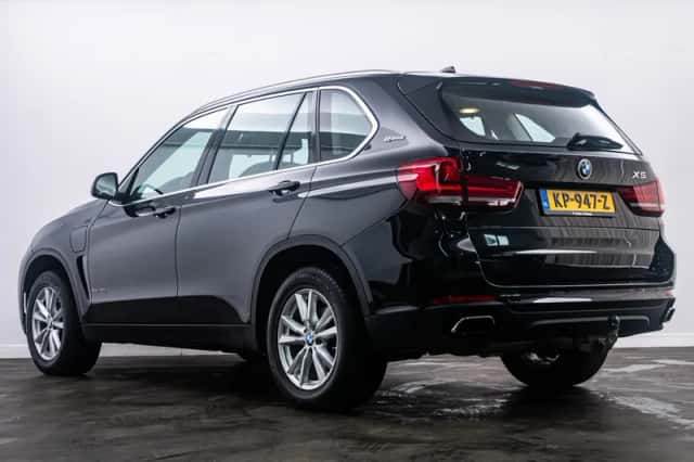 BMW X5 (2016) thumbnail 5