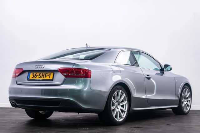 Audi A5 (2012) thumbnail 4