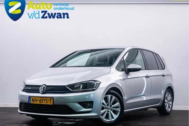 Volkswagen Golf (2017) thumbnail 1
