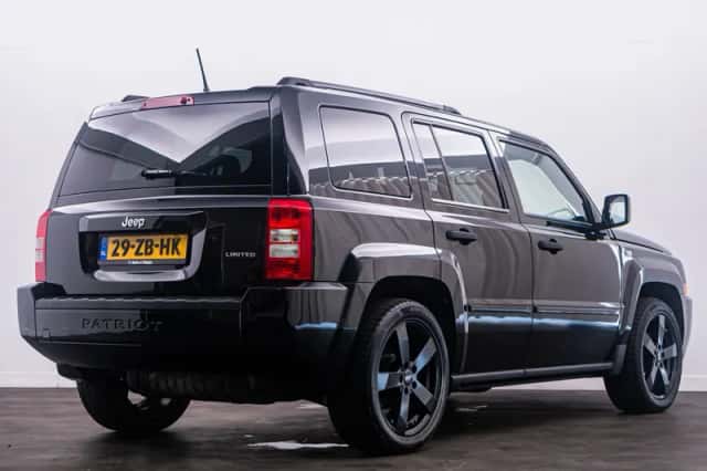 Jeep Patriot (2007) thumbnail 4