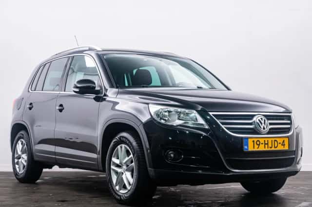 Volkswagen Tiguan (2008) thumbnail 3