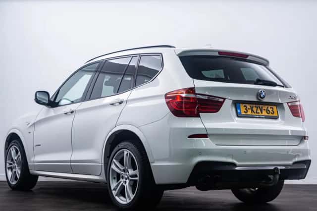 BMW X3 (2013) thumbnail 5